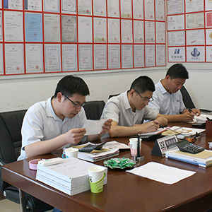 ɽ�|���x���ؙC(j��)е���޹�˾ץ���������O(sh��)���_չ�����h���ھ���Ӗ(x��n)